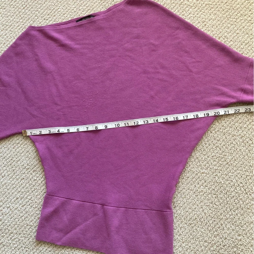Banana Republic Asymmetrical Crew Neck Sweater Size Small Soft Stretch Purple